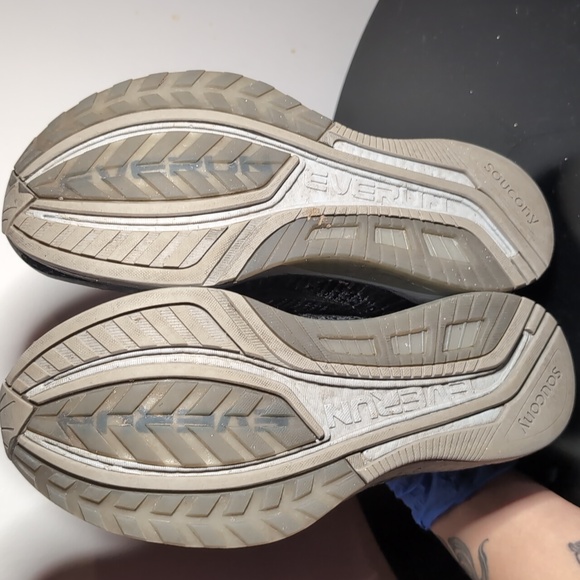 Saucony Women's Liberty ISO 2 Blackout - Picture 4 of 5